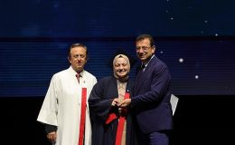 Ekrem İmamoğlu, MEF Üniversitesi 2023-24 Akademik Yılı Mezuniyet Töreni’ne katıldı