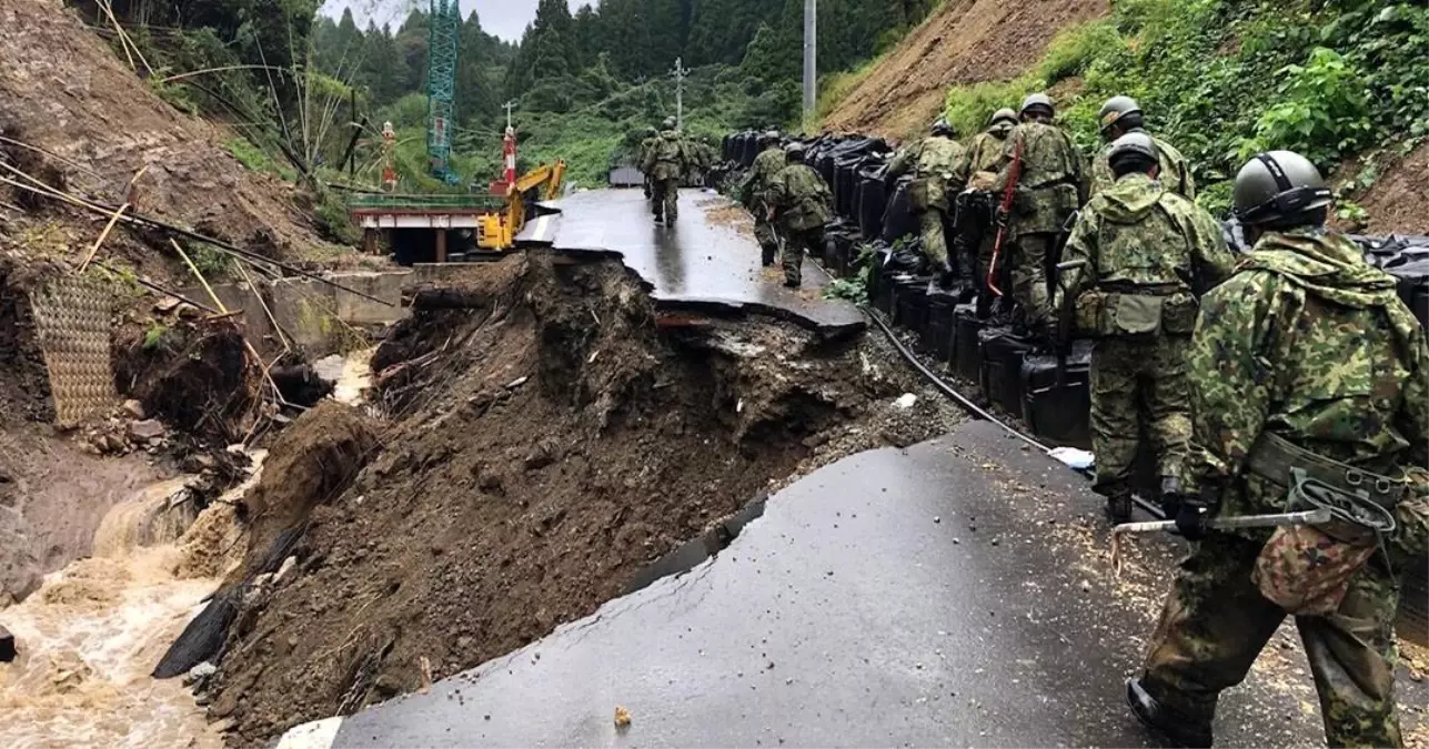 Japonya’daki Sel Felaketi: 7 Ölü, 6 Kayıp