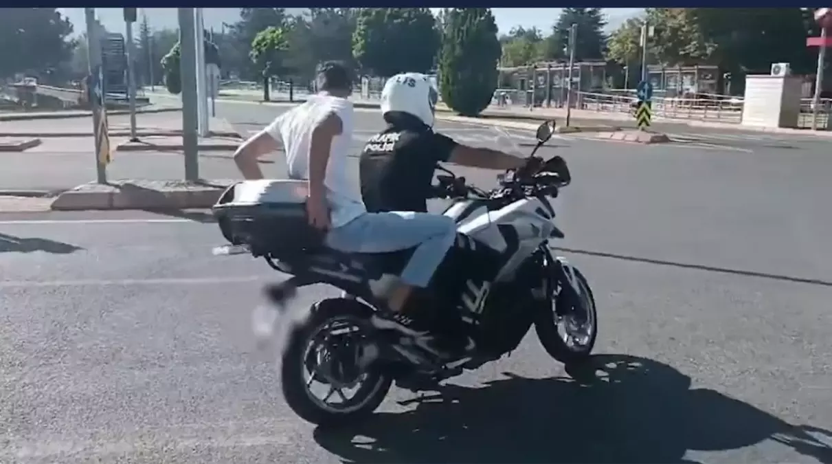 Kayseri’de KPSS Adaylarına Polis Desteği