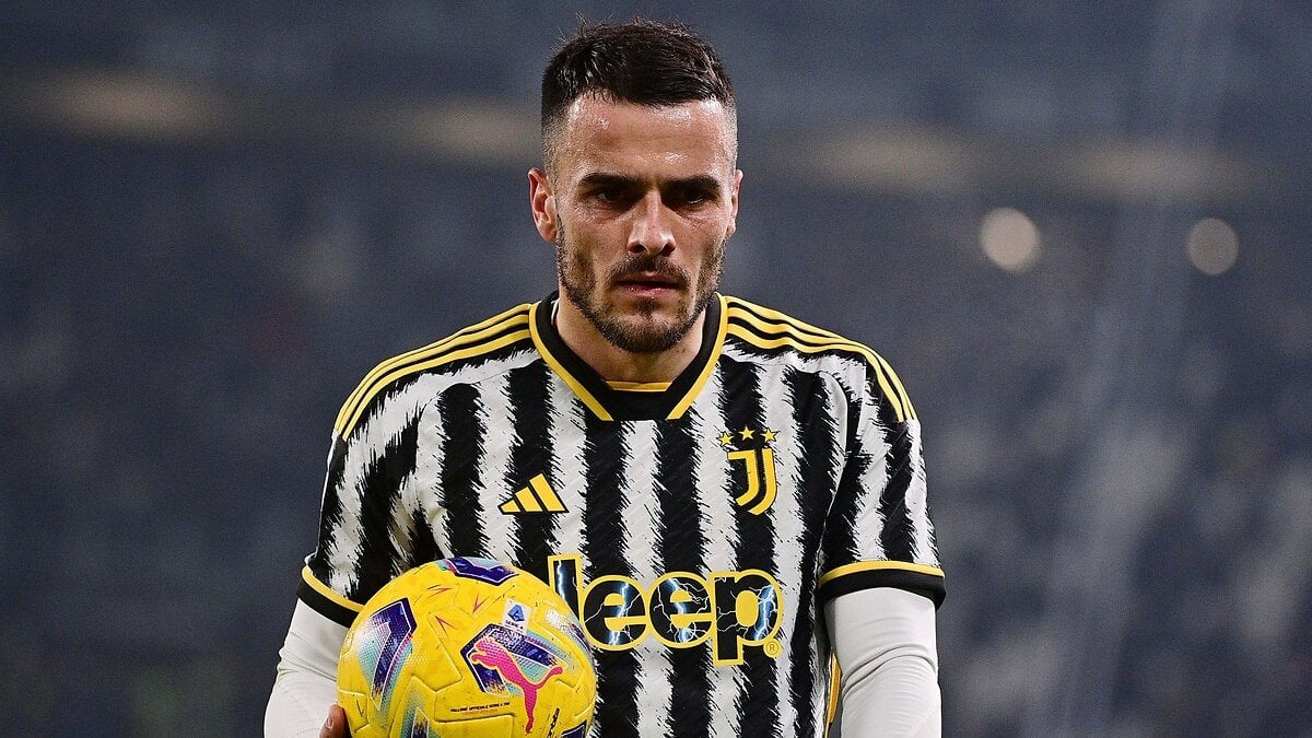 Transfer çalımı! Fenerbahçe, Filip Kostic’le anlaştı