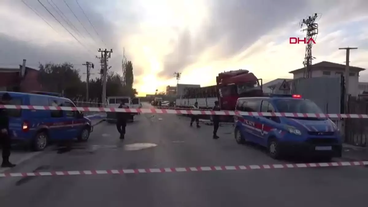 Aksaray’da TIR-Kamyonet Kazası: 1 Ölü, 2 Yaralı