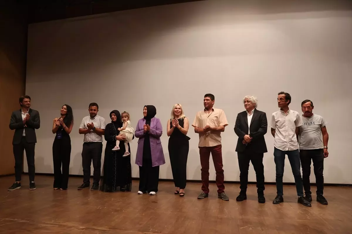 Altın Portakal’da ‘Altın Eller’ Belgeseli Gösterildi