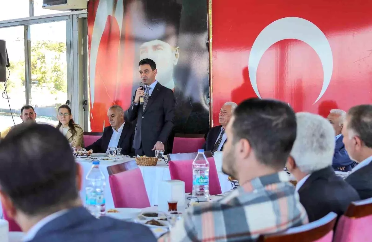 Bayraklı’da Muhtarlar Günü Toplantısı