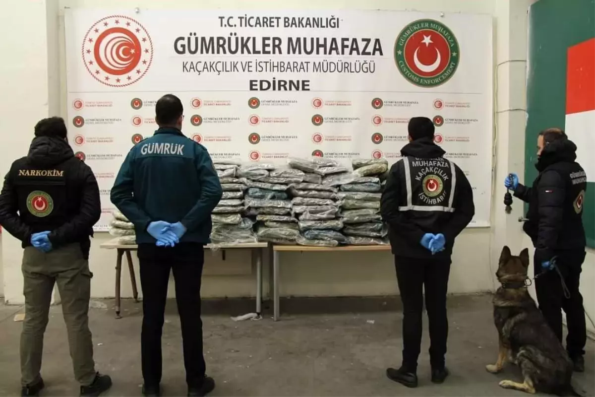 Edirne’de 177 kg esrar, 11 kg kokain ele geçirildi