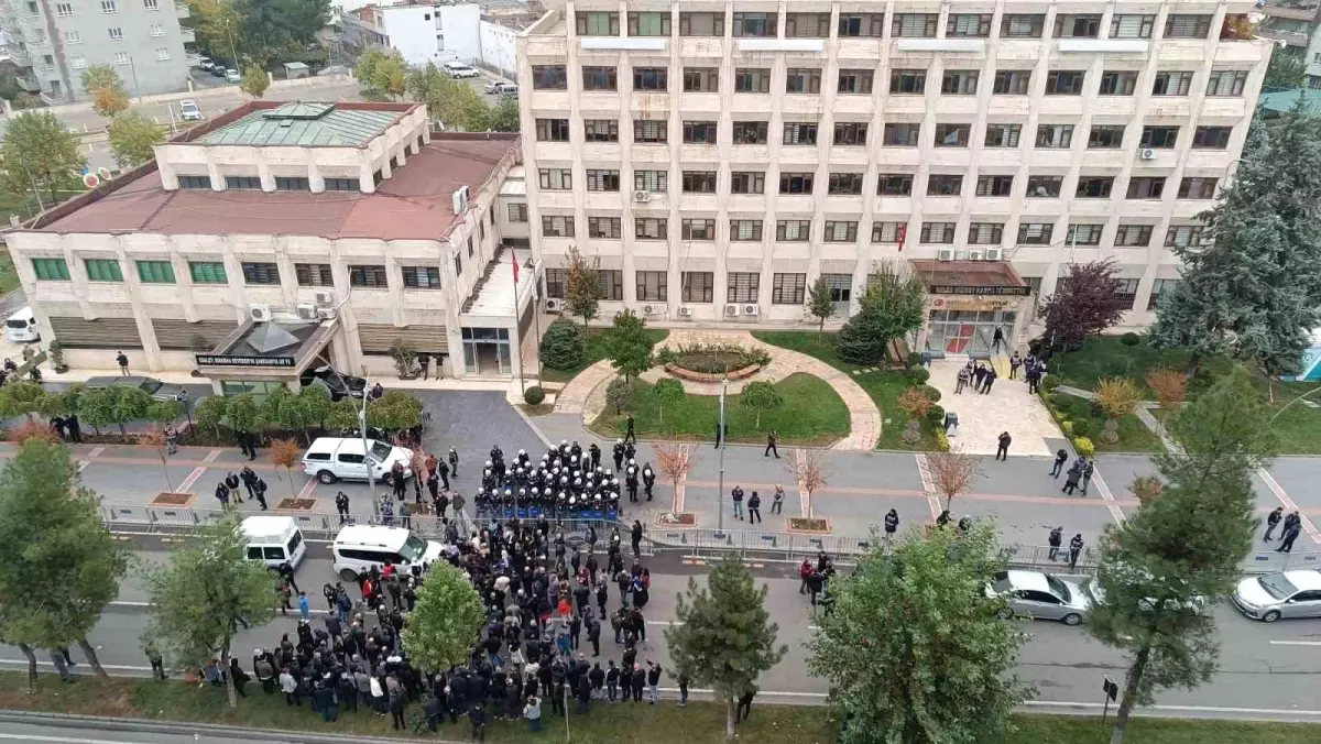 Batman’da 10 Gün Yürüyüş ve Gösteri Yasaklandı
