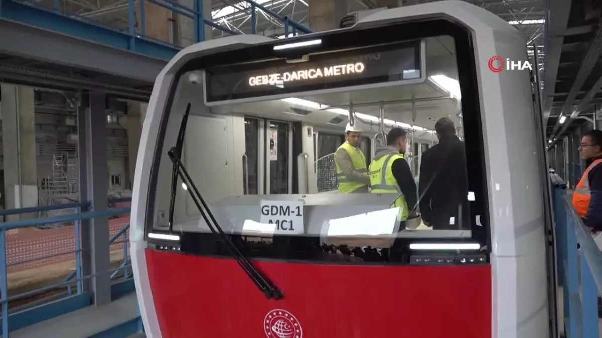 Kocaeli’nin İlk Metrosunda Deneme Sürüşü Gerçekleşti