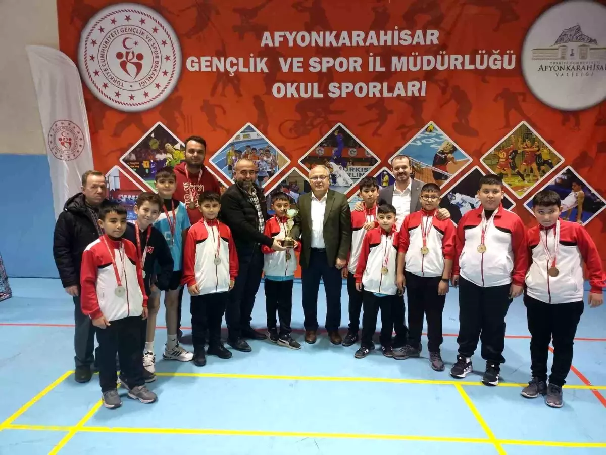 Afyonkarahisar’da Voleybol Müsabakaları Sonlandı