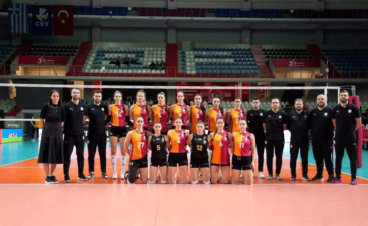 Galatasaray Voleybolda Yarı Finale Yükseldi