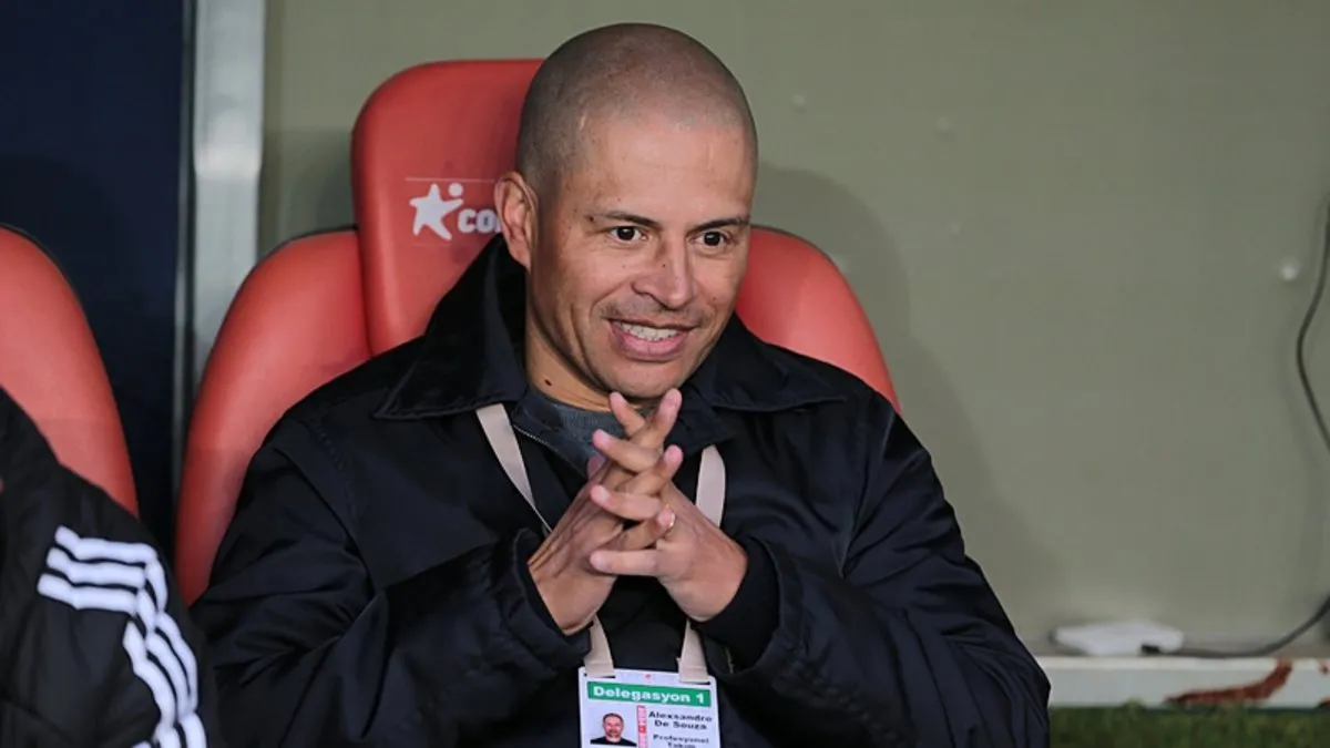 Son dakika haberi: Alex De Souza’dan çarpıcı iddialar! ”Üç farklı başkan vardı”