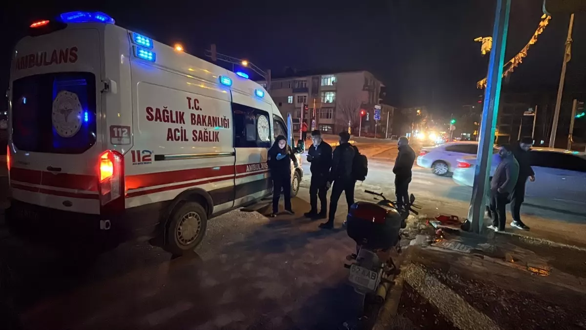 Elazığ’da Motosiklet Kazası: 2 Yaralı