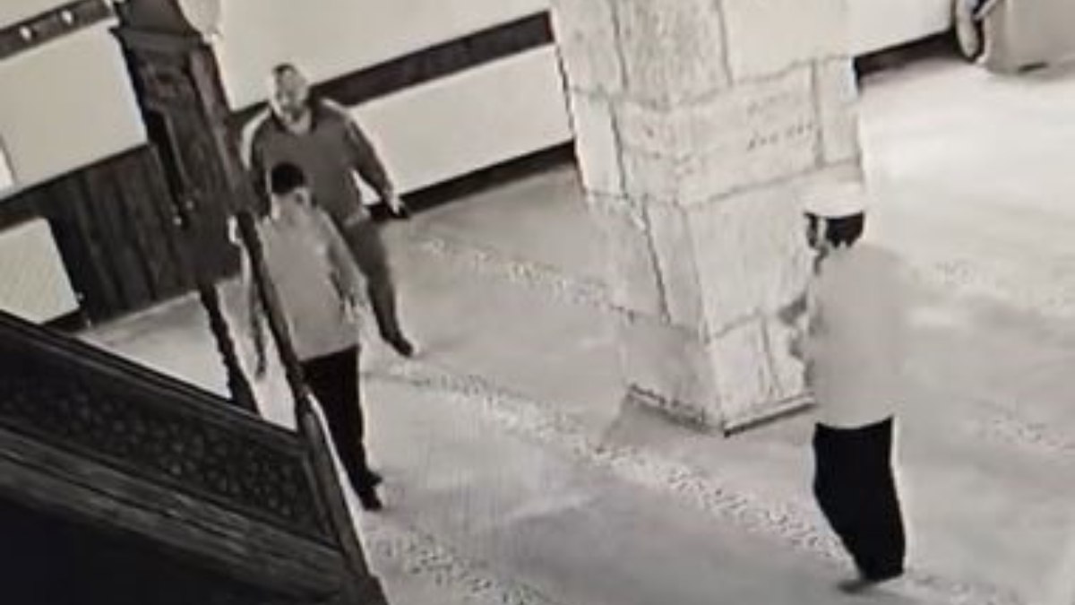 Sivas’ta 13 yaşındaki genç hafız, camide saldırıya maruz kaldı