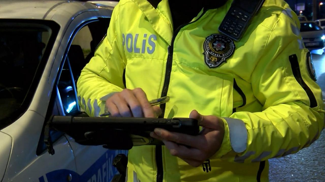 Trafik güvenliğini tehlikeye düşüren 2 sürücüye ceza