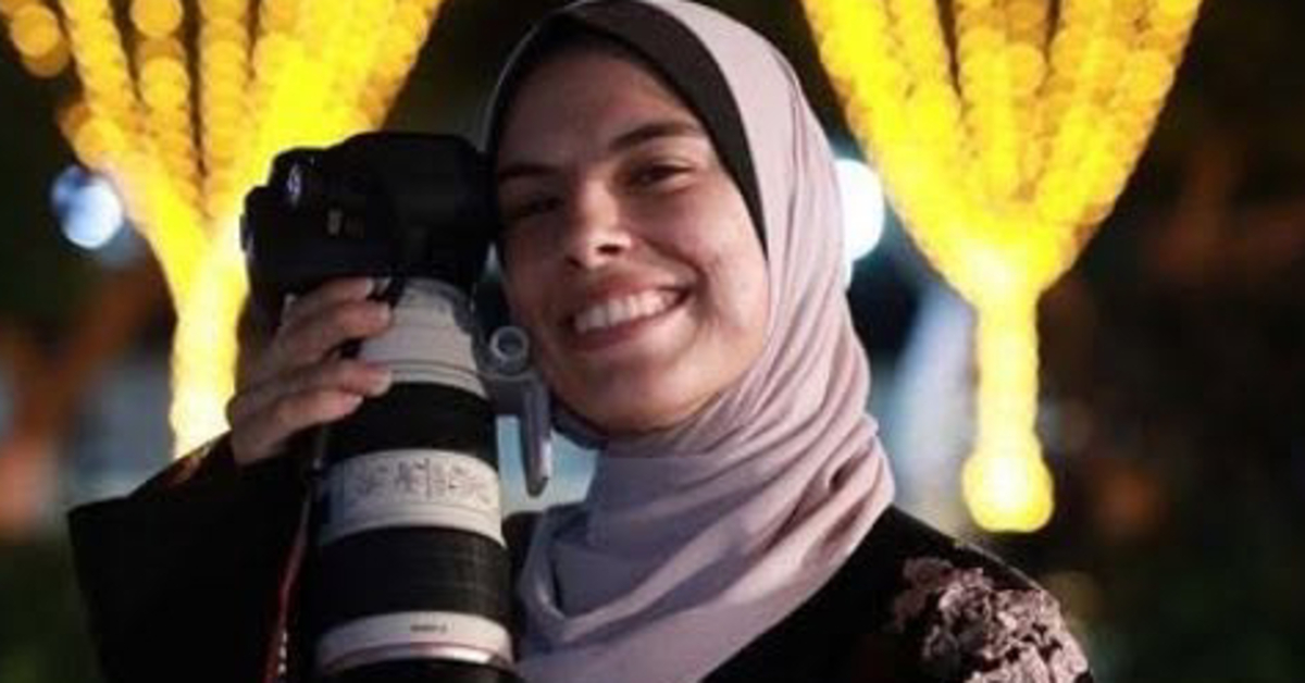 Filistinli foto muhabiri ve oyuncu Fatima Hassona, hava saldırısı sonucu hayatını kaybetti