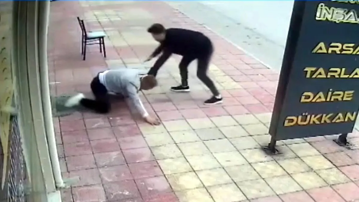 Tekirdağ’da bıçaklı kavga: Dehşet anları saniye saniye kaydedildi!